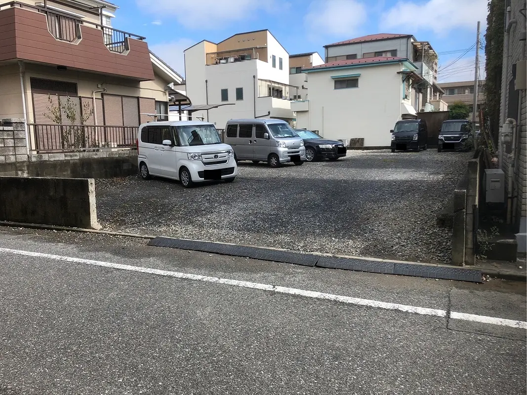 江戸川区南葛西４丁目　月極駐車場